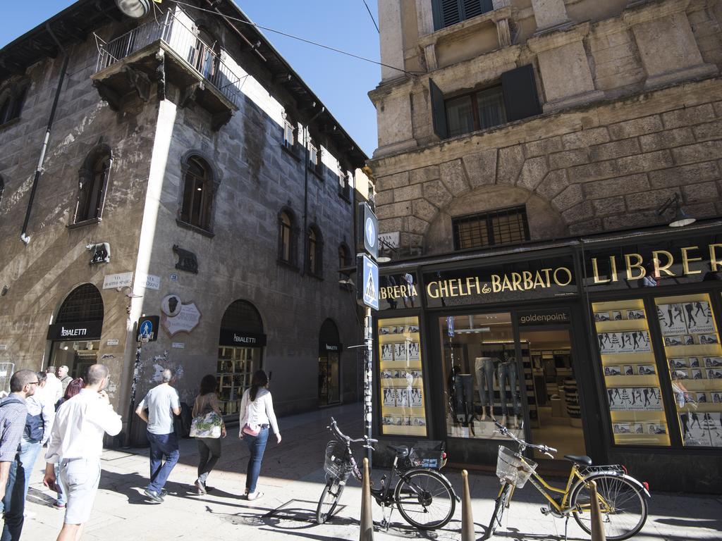 Italianflat - Rentroom Old Town - 200Mt To Arena Verona Buitenkant foto